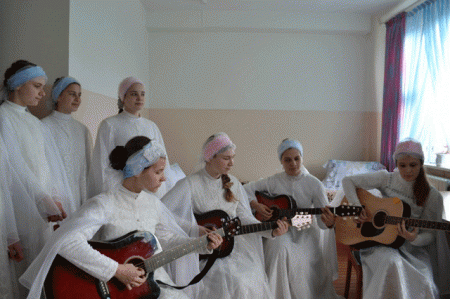 Дети выступили в психиатрическом доме-интернате