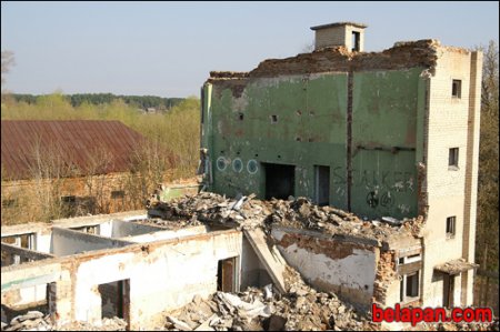 Дворцы в чернобыльской зоне уходят в небытие