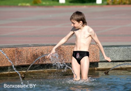 В Волковыске заработал фонтан