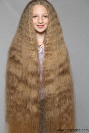 У жительницы Слонима волосы больше метра в длину