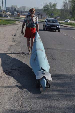 80-гадовы слонімец плануе праплыць на лодцы ад Мінска да Кіева