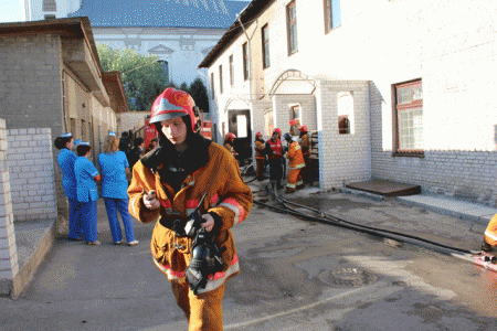 В Слониме дымил «Дом торговли»