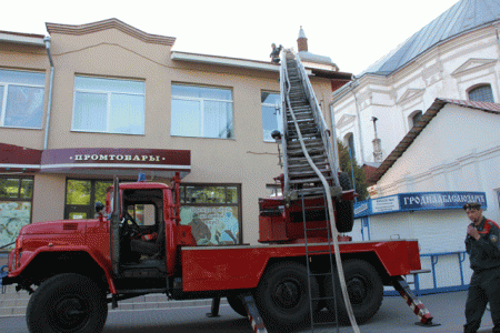 В Слониме дымил «Дом торговли»