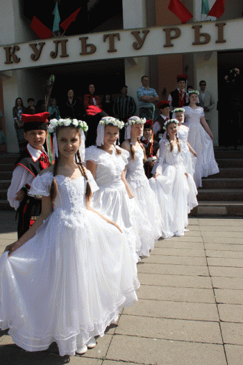 В Слониме восьмой раз встречают фестиваль «Полонеза»