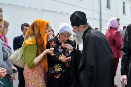 Чудотворной иконе Божьей Матери Жировичской преклонились многочисленные паломники