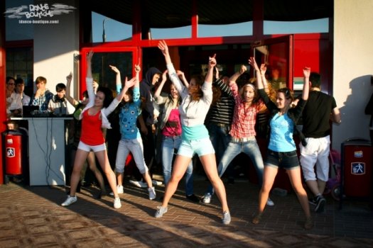 Акция "Уличные танцы" прошла в Лиде (фото)