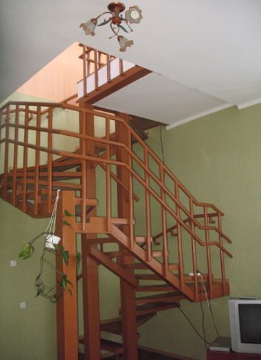 В Лидском районе работники одного из хозяйств живут во дворце