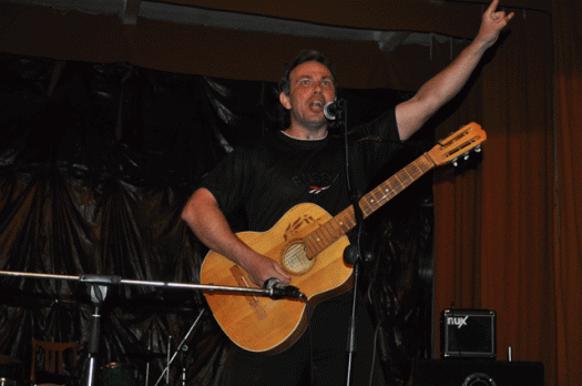 Два рок-концерта в один день