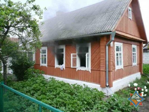 В Сморгони из пожара была спасена пенсионерка (ФОТО)