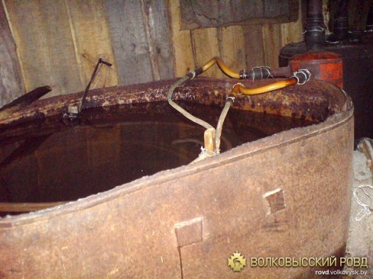 Демонтаж очередного самогонного аппарата