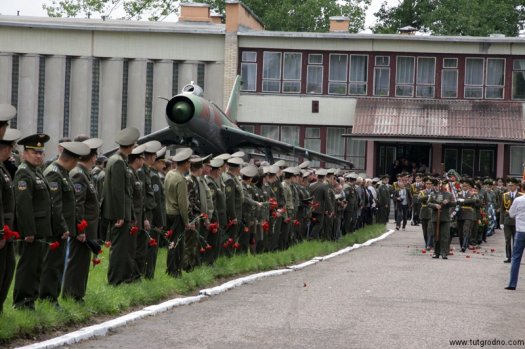 В Лиде простились с погибшим летчиком (фото)