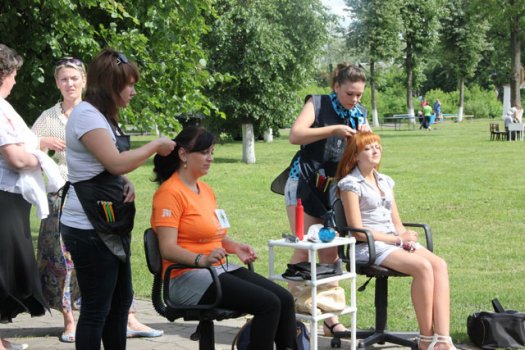 В молодёжный день в Слониме забивали на алкоголь и бросались мётлами