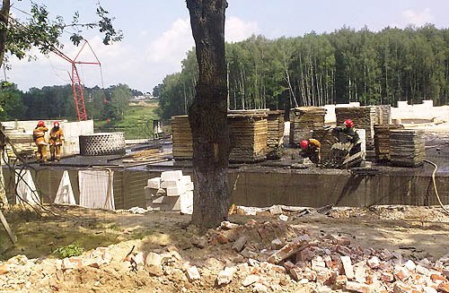 Как тушили пожар на амфитеатре. Фото