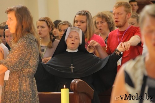 Общебелорусская молитвенная встреча молодежи в Ивенце