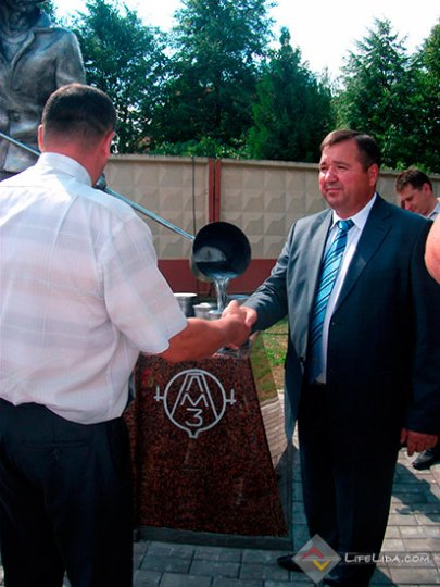 В канун Дня металлурга в Лиде установили новую ...