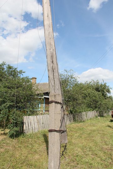 Почти месяц живут без света семь семей в Новоорловичах