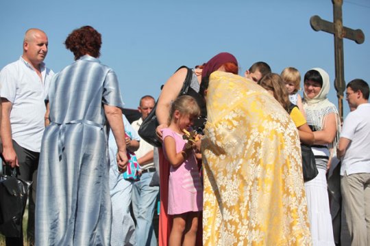 В Слониме состоялось крещение в реке Щара