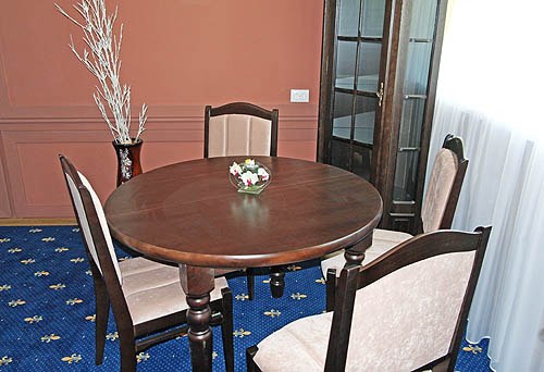 В «Проне» – пять люксов, а персонал заговорит по-английски