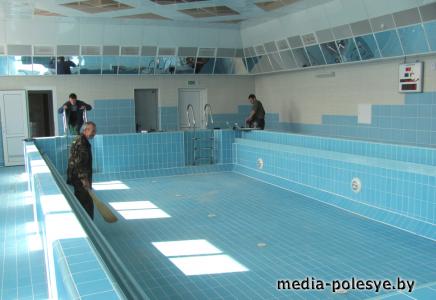 Бассейн «Дельфин» откроется в сентябре