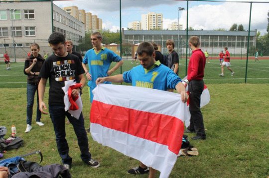 В Варшаве футбольные хулиганы жестоко избили белорусов - фото