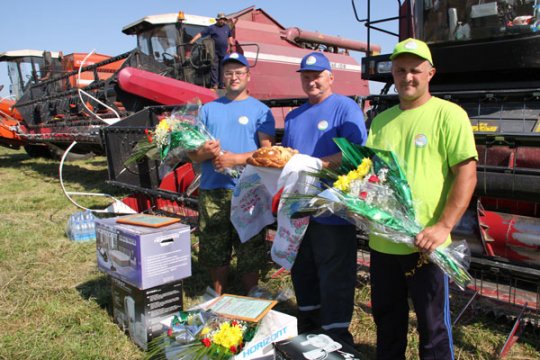 Первые передовики жатвы на Рогачевщине