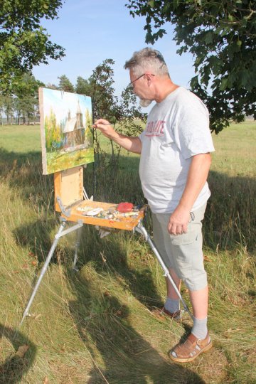 Слонимские художники провели свой первый пленэр (Видио)