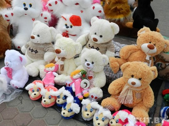 Жлобинские игрушечники: "За парашюты нас в тюрьму посадят"