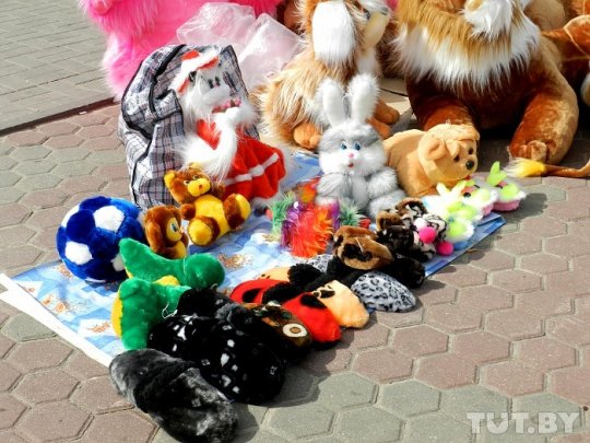 Жлобинские игрушечники: "За парашюты нас в тюрьму посадят"