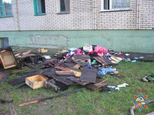 В Бобруйске горело общежитие гидролизного завода. Эвакуировали 35 человек