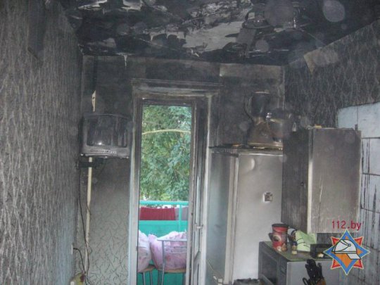 В Бобруйске горело общежитие гидролизного завода. Эвакуировали 35 человек