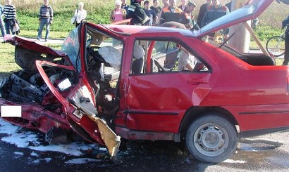 В Гродно на четырехполосной дороге на встречной полосе произошло лобовое столкновение – четверо пострадавших