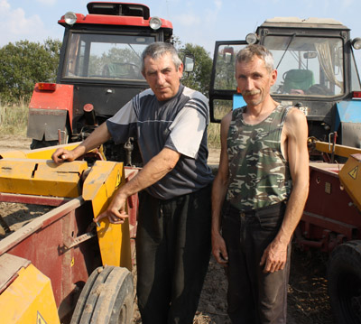 Уборка картофеля на полях Поставщины Уборка картофеля на полях Поставщины