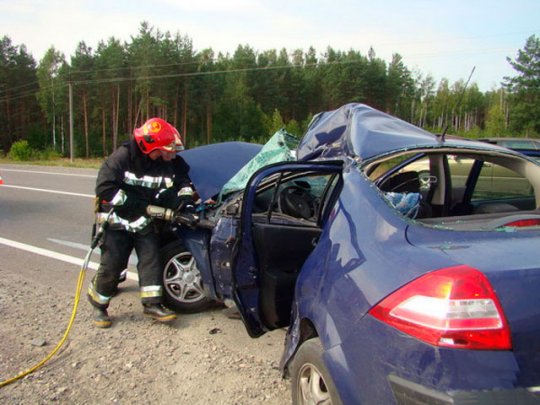 Фура врезалась в «Рено»: погиб директор завода