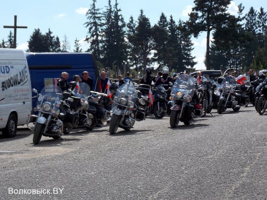 Участники Катынского пробега в Волковыске