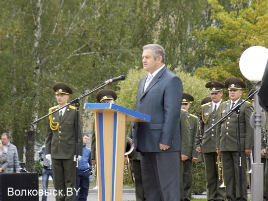 Как открывали памятник защитникам Отечества