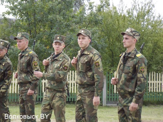 Как открывали памятник защитникам Отечества