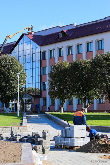 «Дажынкі»: чудеса в полях и бесплатная рабочая сила