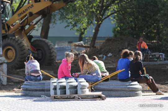 «Дажынкі»: чудеса в полях и бесплатная рабочая сила