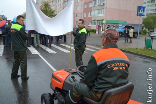 Слуцк отмечает День города. Шествие