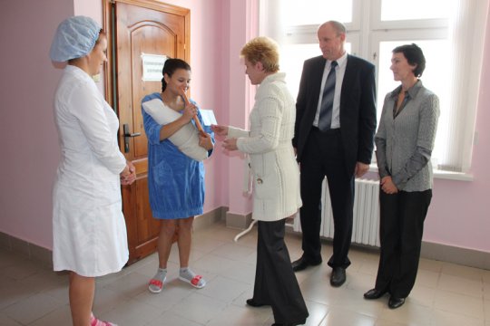 Молодые супруги Валерия и Владимир Примаковы – счастливые родители «Дитя мира».