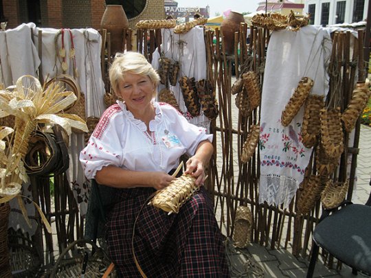 У Дрыбіне прайшоў II рэгіянальны фестываль народнай творчасці, промыслаў і рамёстваў “Дрыбінскія таржкі”