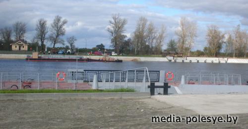 Взгляд на паром столинской стороны: событие, которого ждали