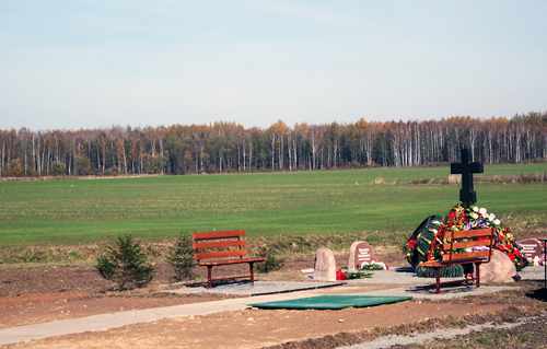 В Поставах открыли памятник погибшим лётчикам и журналистам