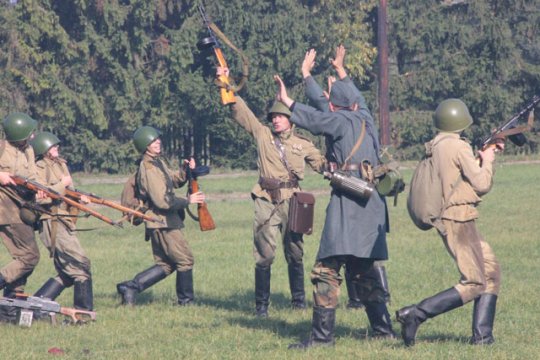 Под Слонимом прошли сражения (ВИДЕО)