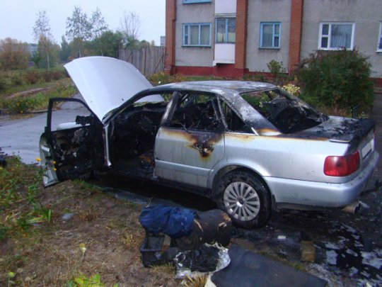 В Слониме сгорел автомобиль