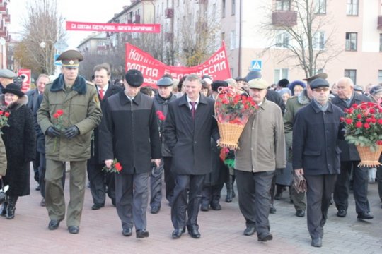 Бобруйск встречает 95-летие Октябрьской революции
