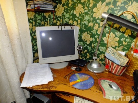 "Государственные дети" передают приемной маме рисунки, а Минобразования отправляет за комментариями на свой сайт