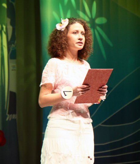 Кто она, поставская “Леди Совершенство”?