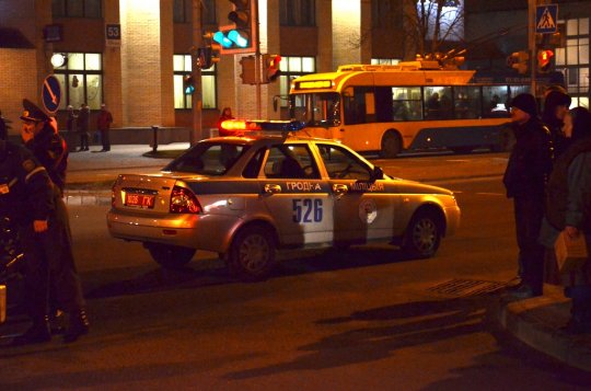 В Гродно девушка надеялась проскочить перед милицейским УАЗом, спешившим на вызов. Не проскочила…