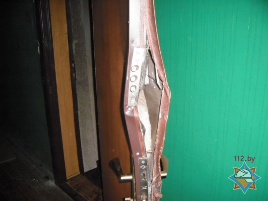 В Светлогорске, пока хозяева были на работе, в их квартире пожарники тушили пожар